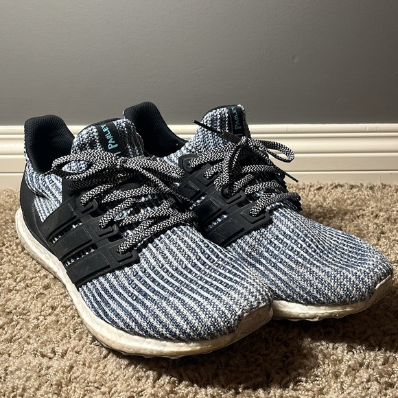 Adidas Ultraboost - Picture 3 of 4